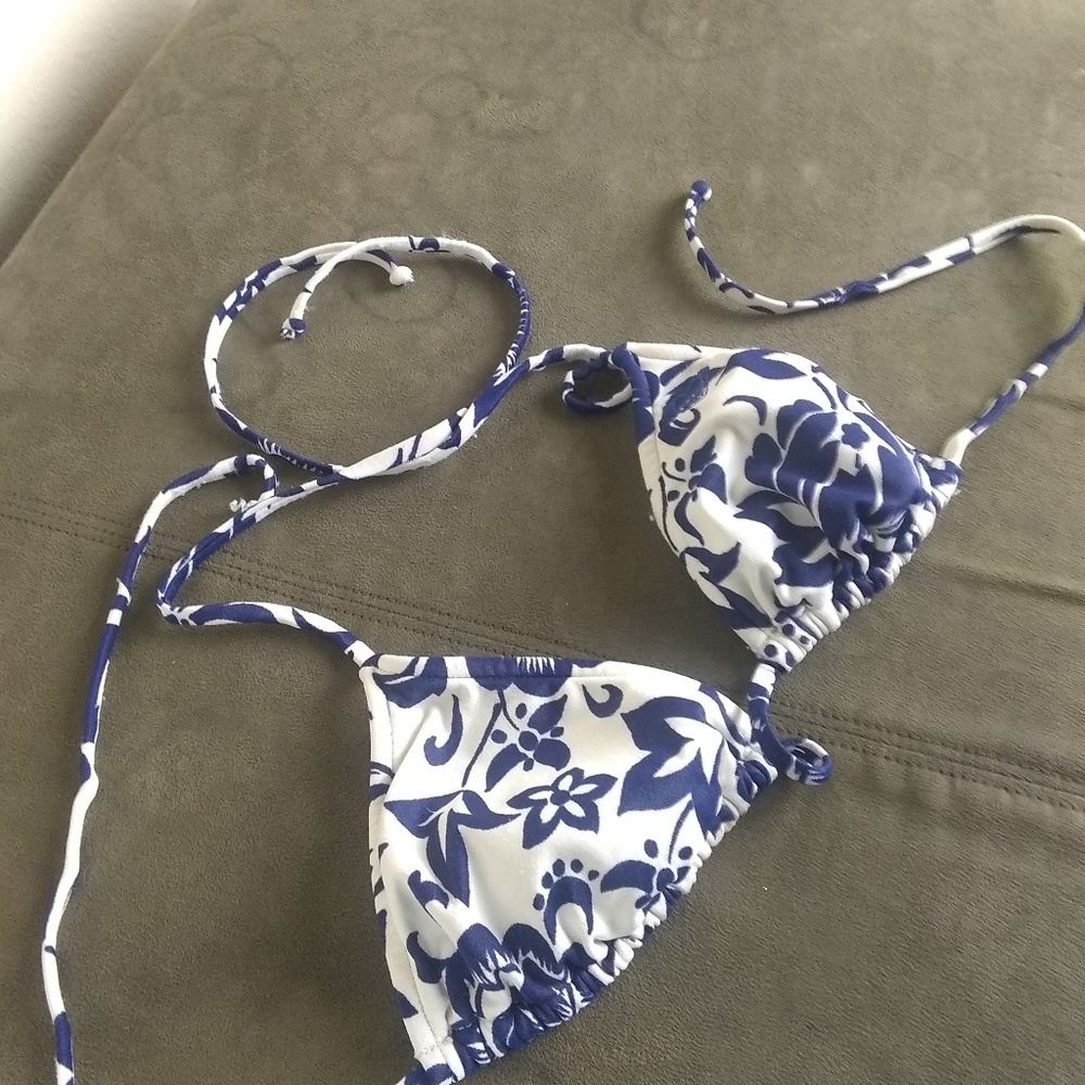 Bikini top Size Medium